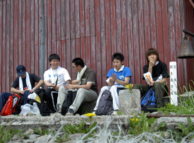 img0027.jpg